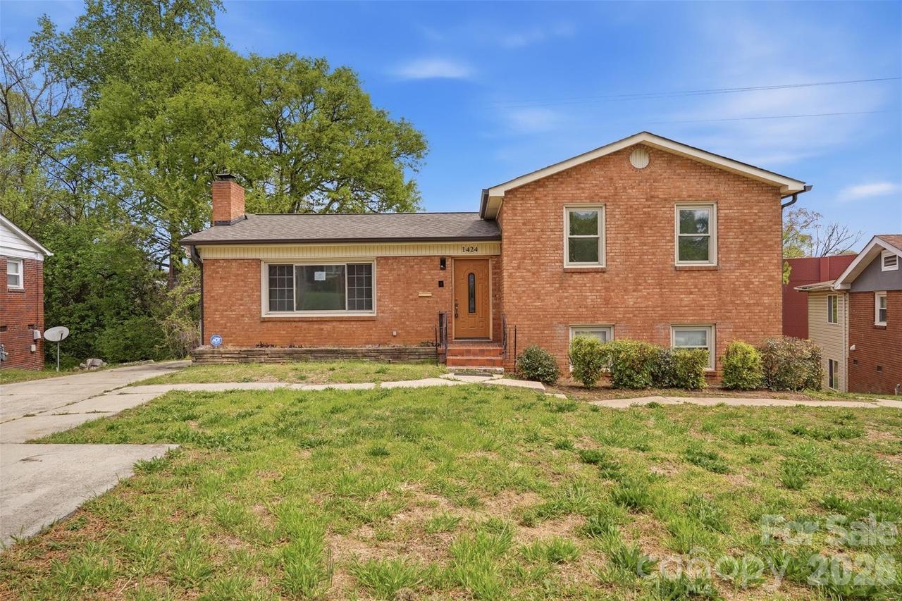 1424 Dean St., Charlotte, NC 28216