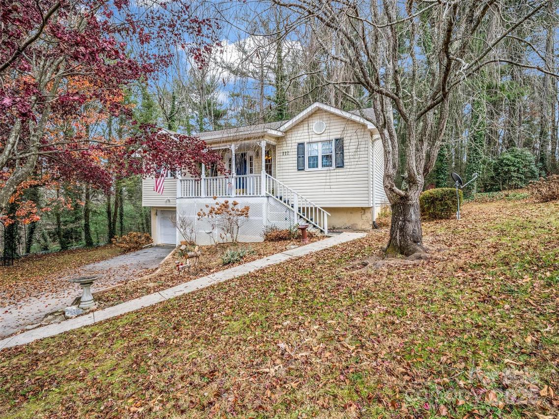 112 Serenity Cir., Hendersonville, NC 28792