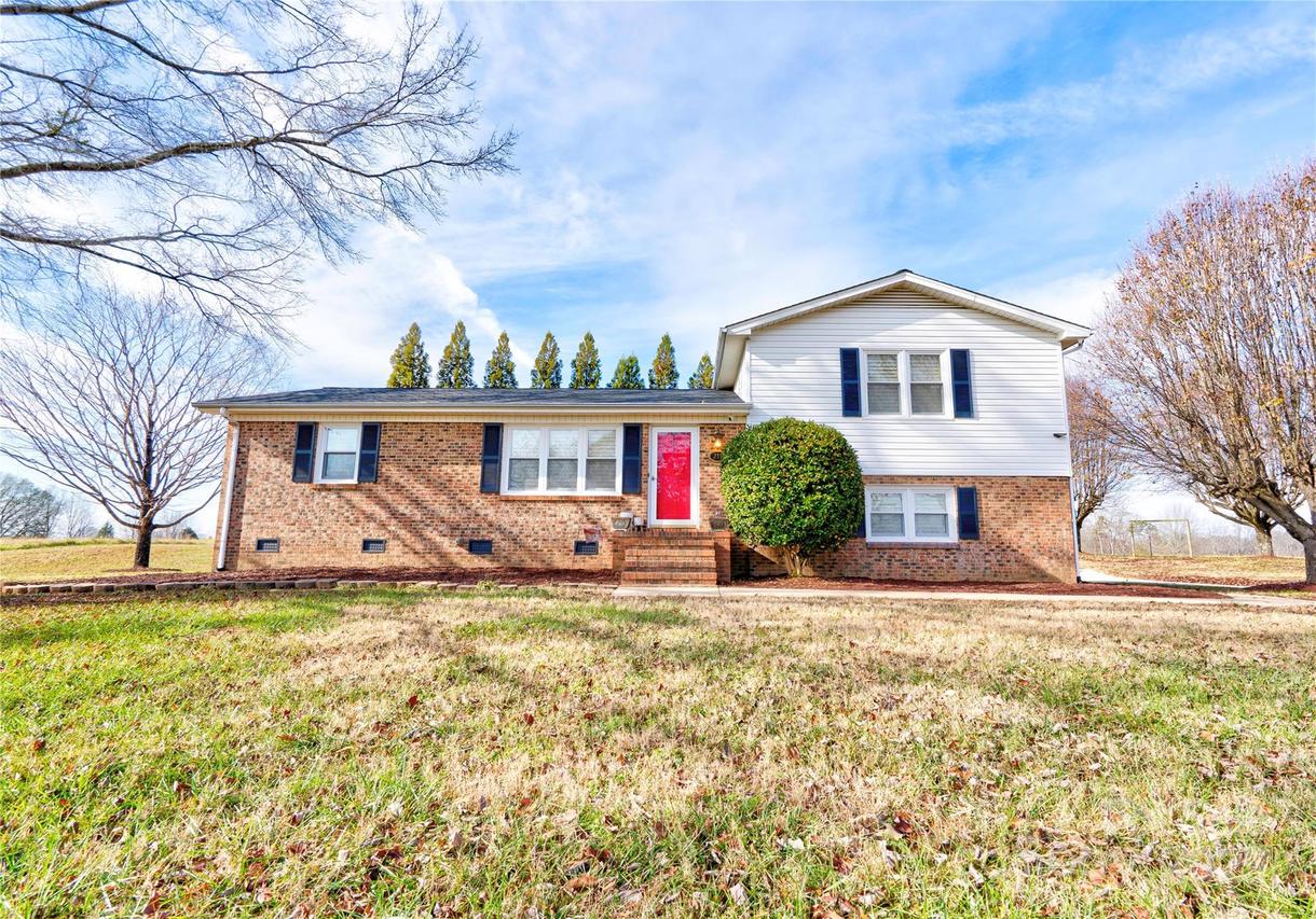 219 Plato Lee Rd., Shelby, NC 28150