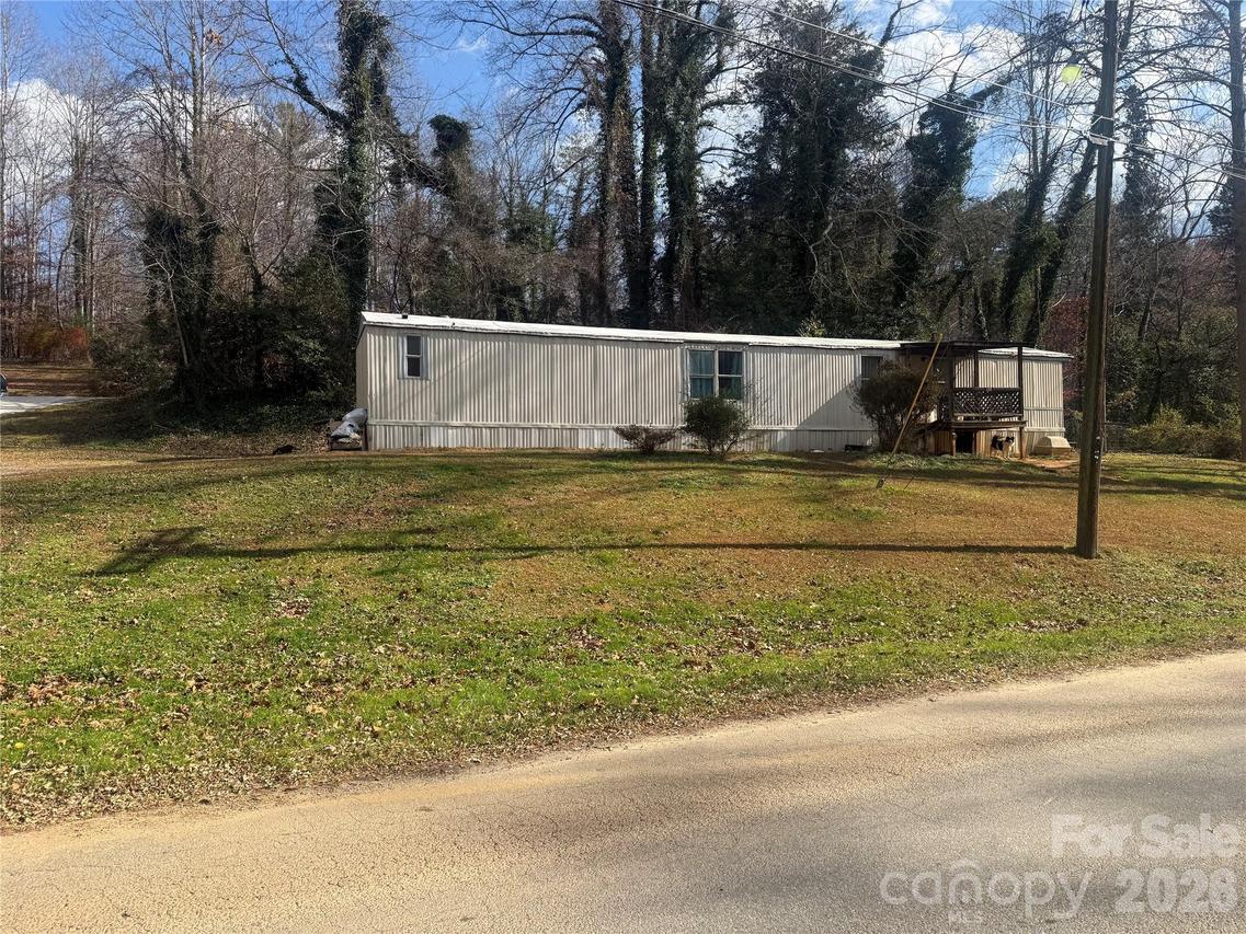 222 Forsythe St., Marion, NC 28752