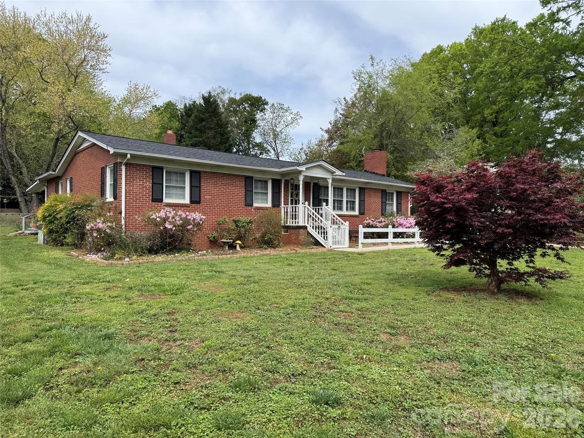 809 Katherine Ave., Kings Mountain, NC 28086