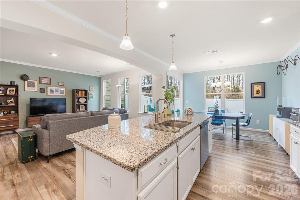 7018 Heron Rookery Way, Charlotte, NC 28214