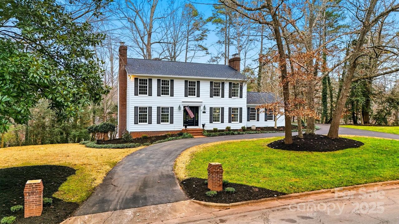 936 18th Avenue Dr., Hickory, NC 28601