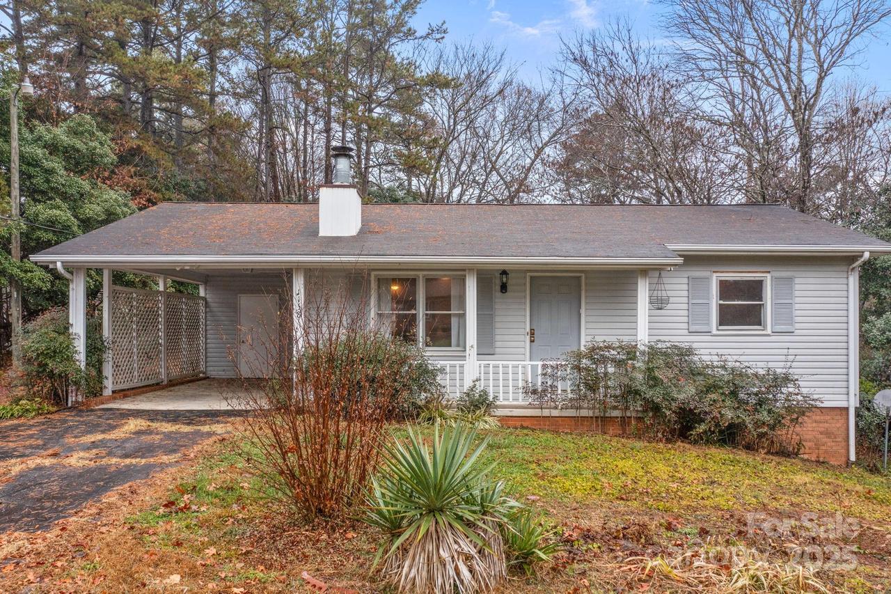 1158 Sunset Ct., Conover, NC 28613