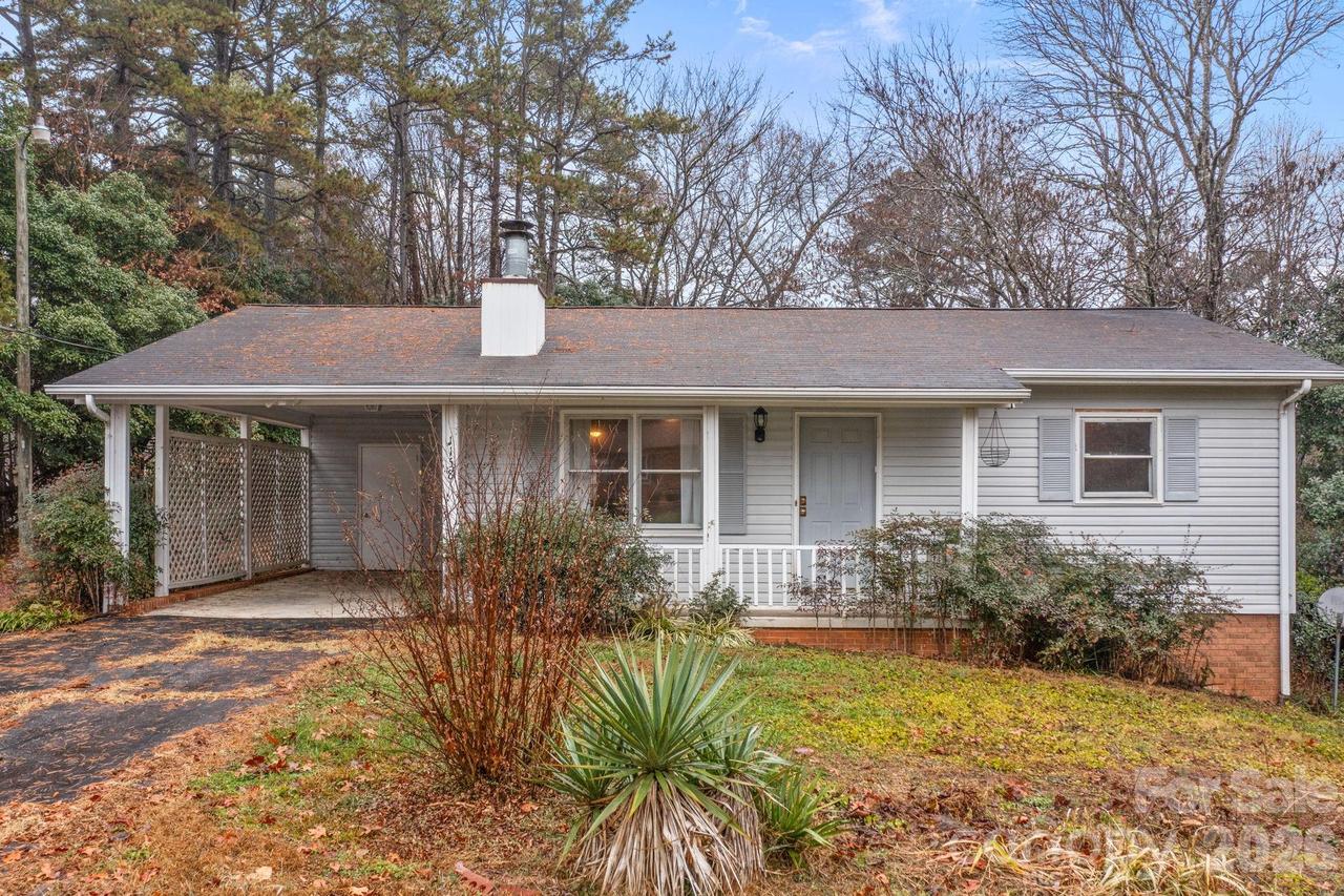 1158 Sunset Ct., Conover, NC 28613