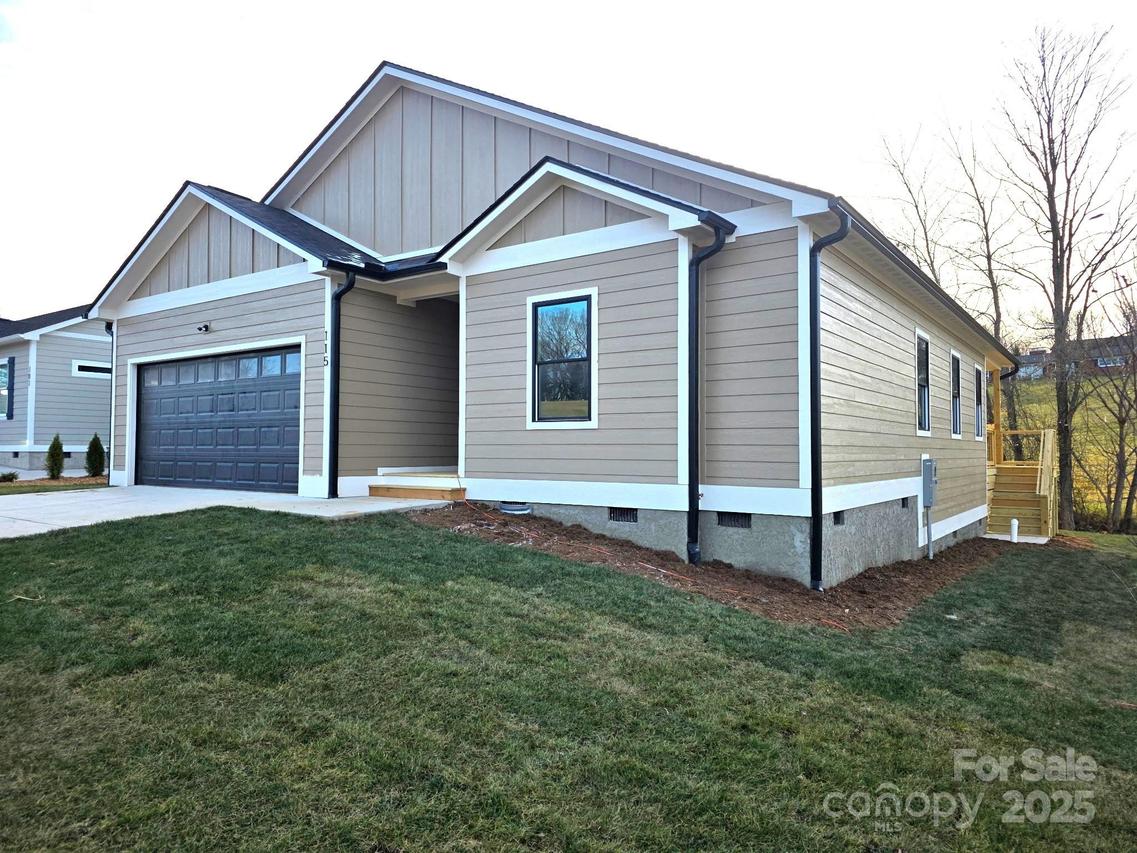 115 Peyton Elaine Rd., Clyde, NC 28721