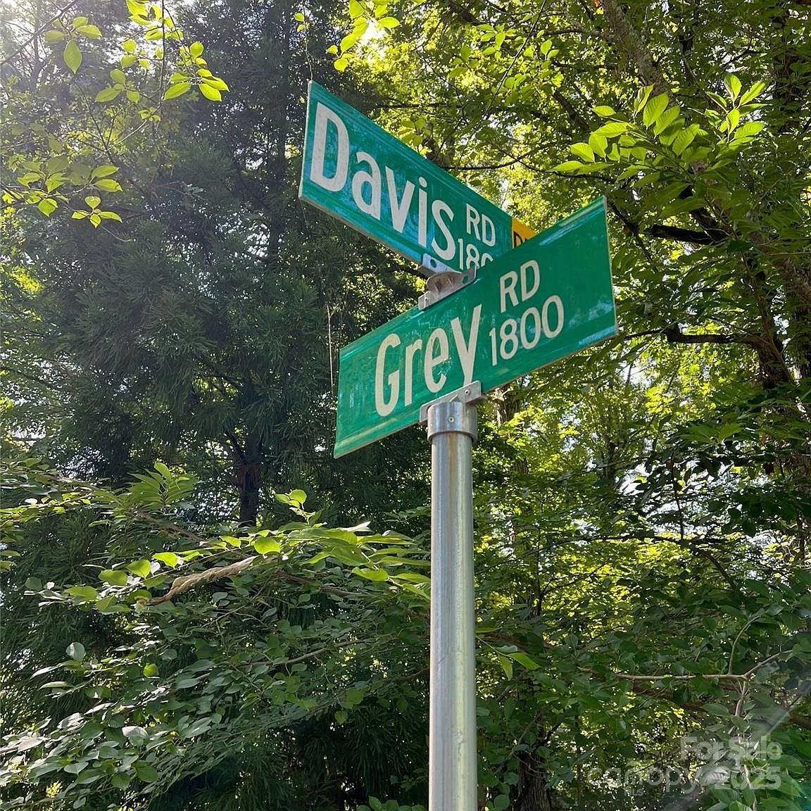 1925 Davis Rd., Davidson, NC 28036