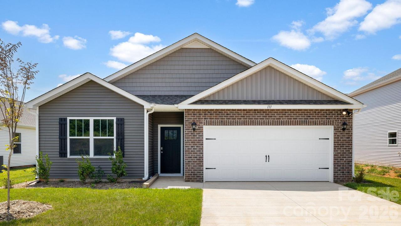 111 Ridgehaven Dr., Waynesville, NC 28786