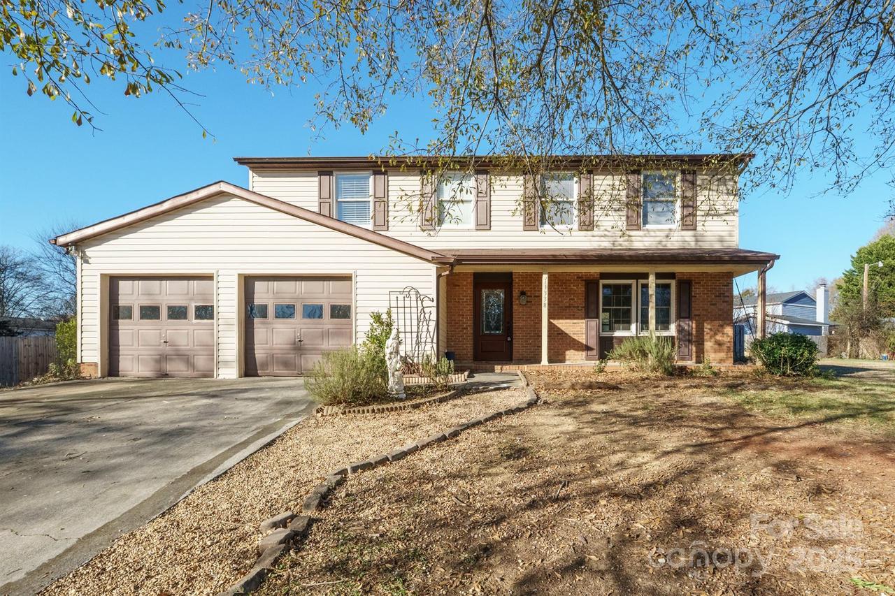 11338 Smoke Tree Ln., Charlotte, NC 28226