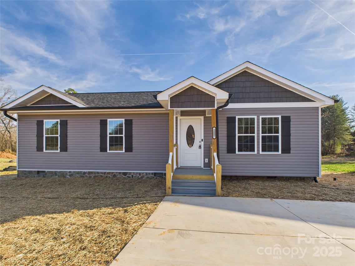 267 Pleasant Hill Rd., Hudson, NC 28638