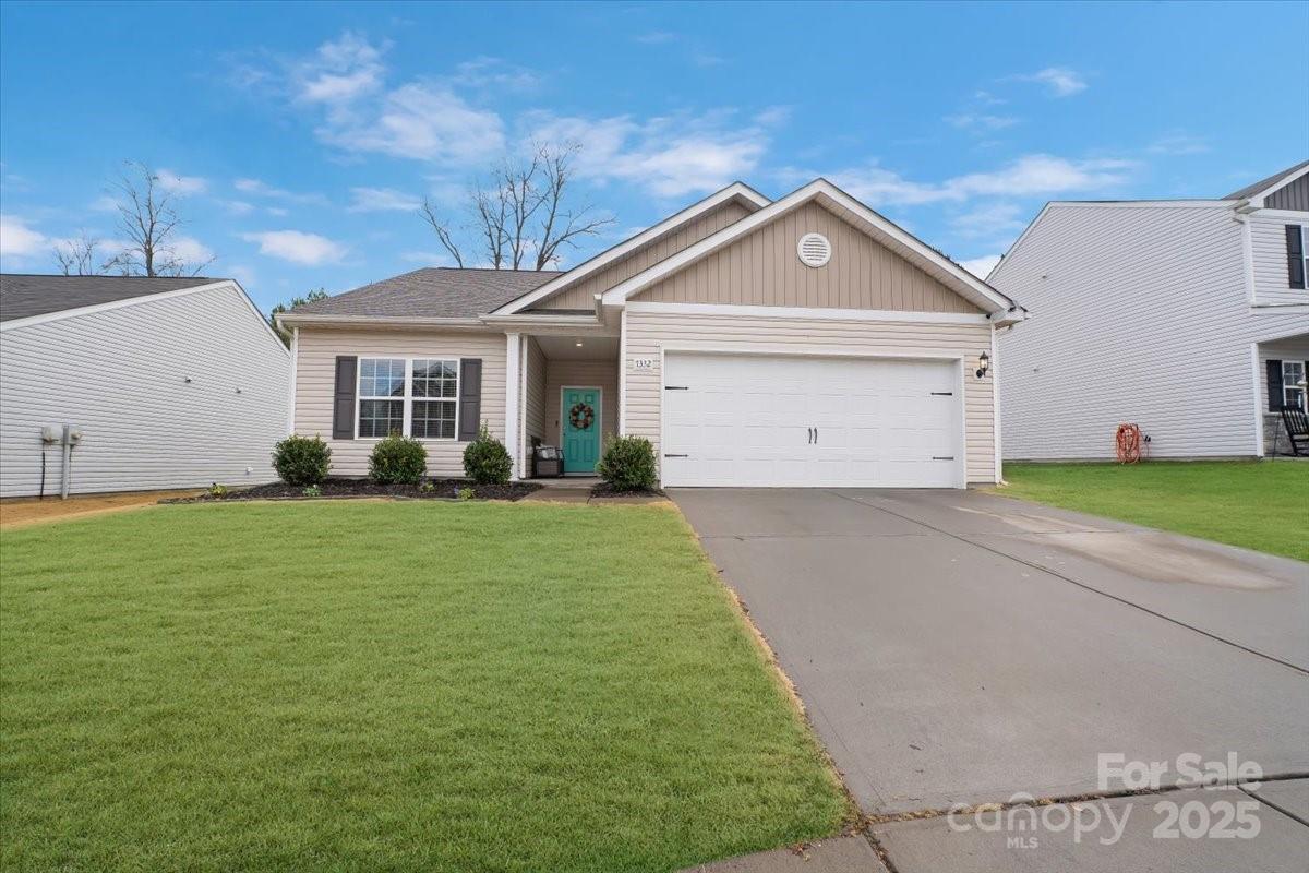 7332 Amberly Hills Rd., Charlotte, NC 28215