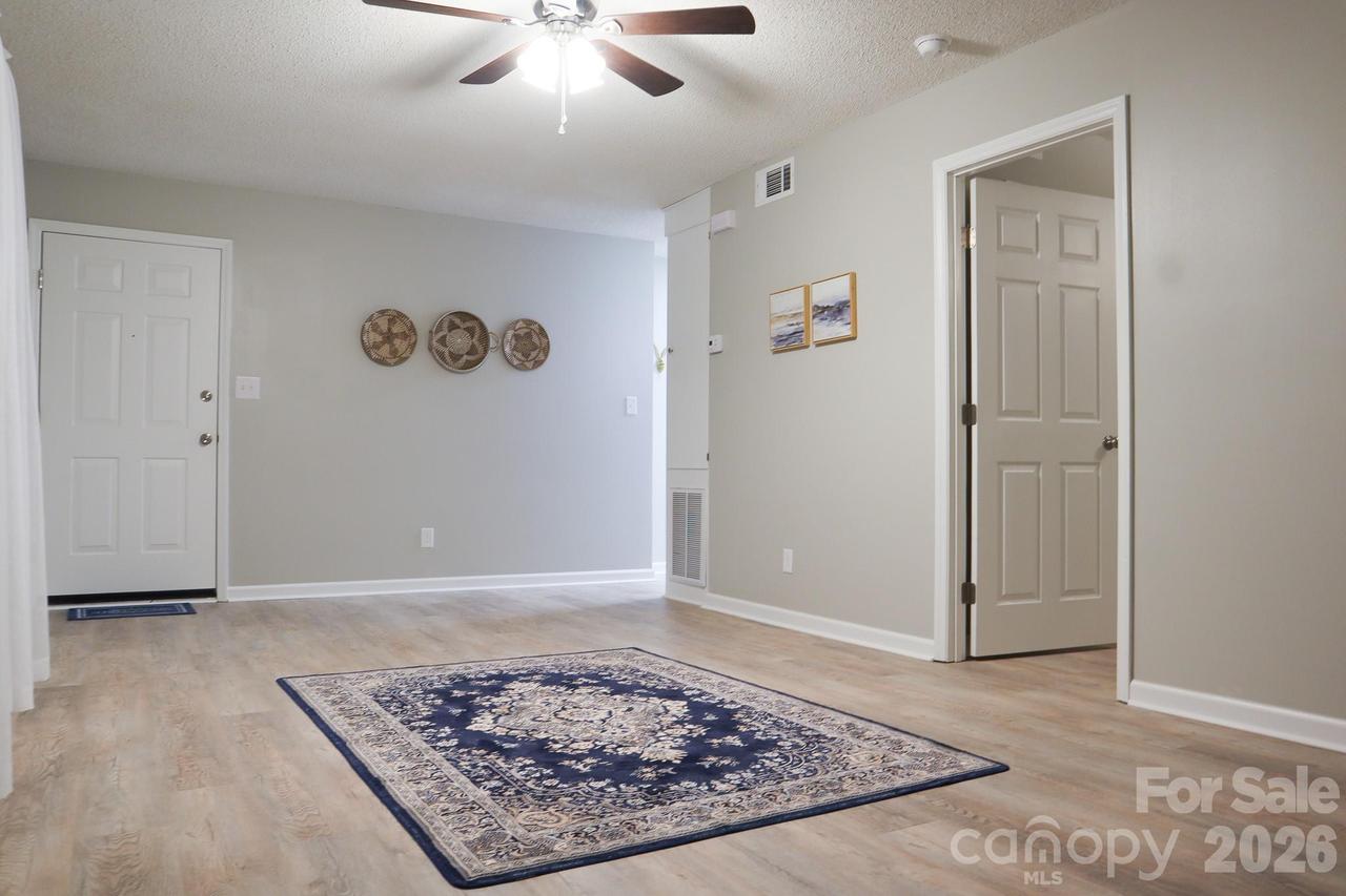 525 12th St. #26, Hickory, NC 28602