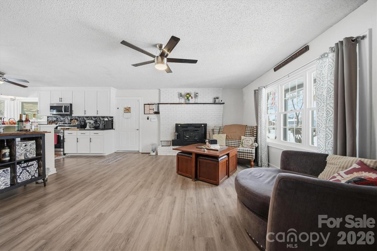 74 7th St., Taylorsville, NC 28681