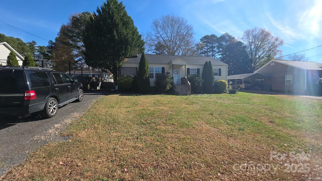 103 Westover Ave., Kannapolis, NC 28081
