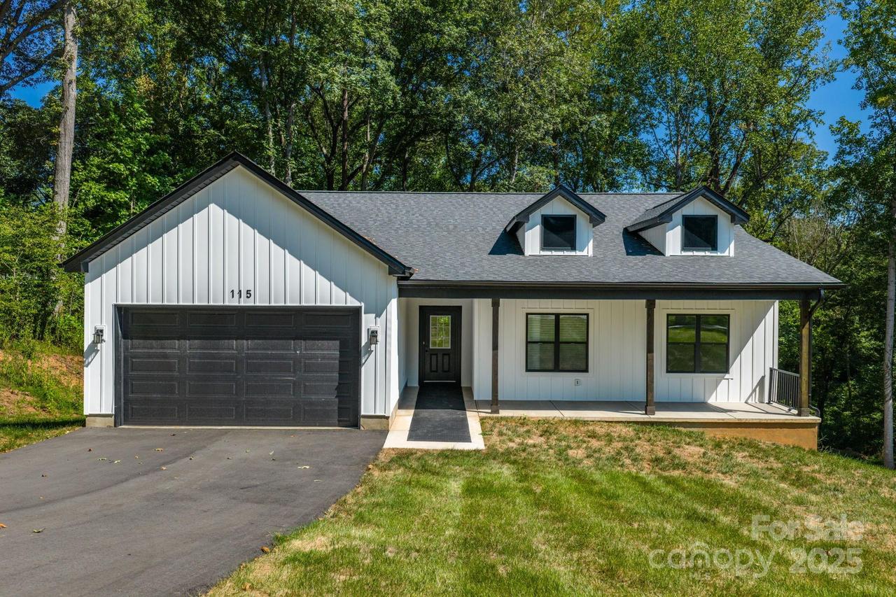 115 Brentwood Dr., Maiden, NC 28650