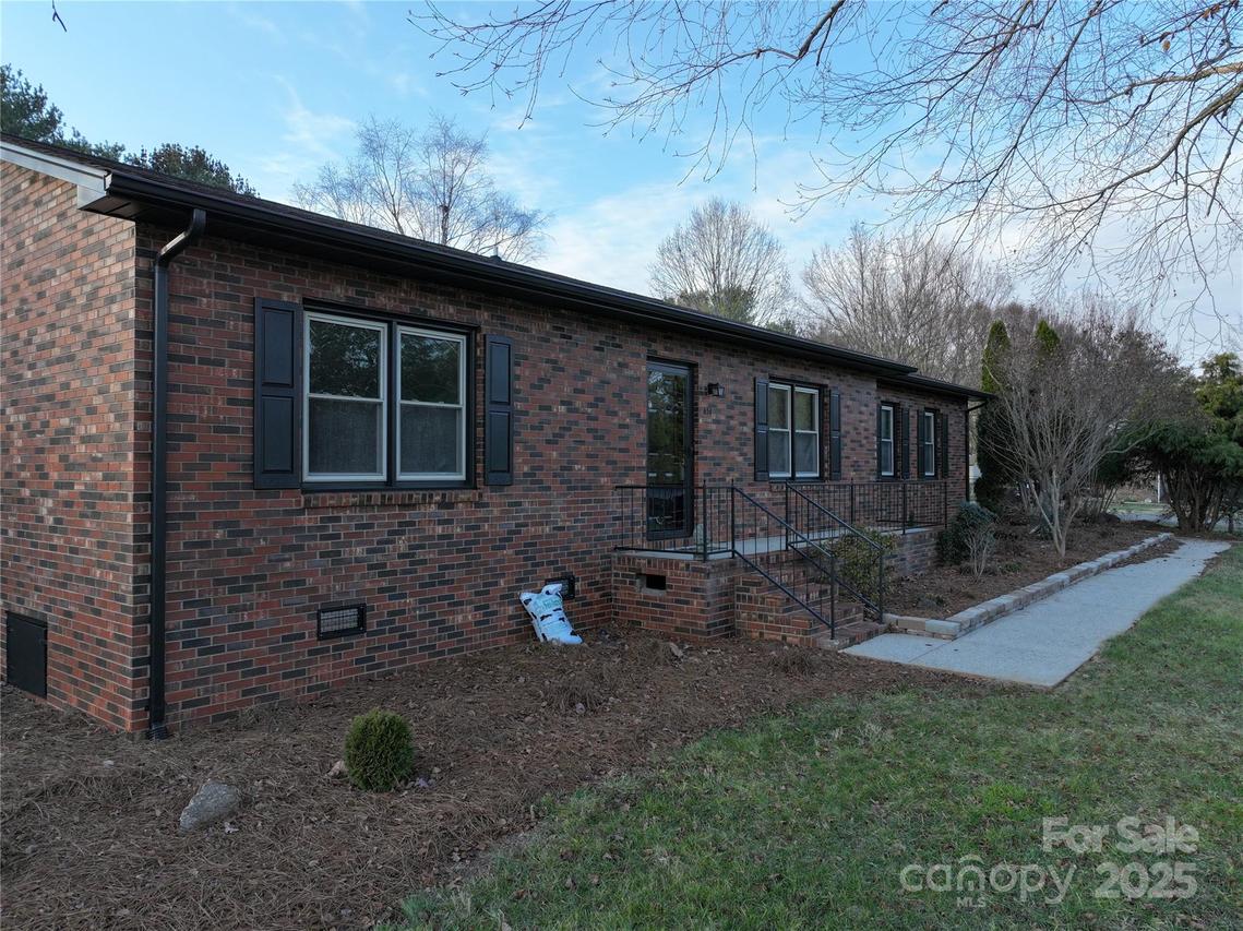 451 James Farm Rd., Statesville, NC 28625