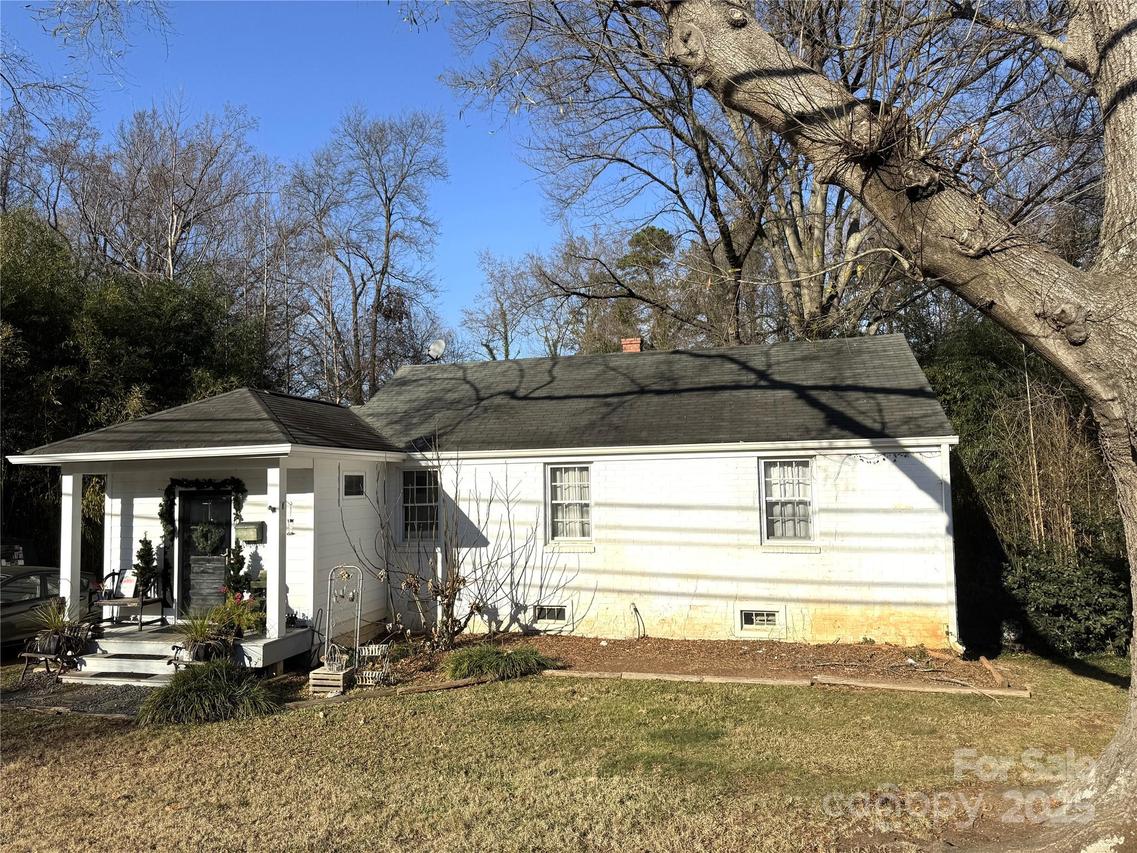 21233 Cornelius St., Cornelius, NC 28031