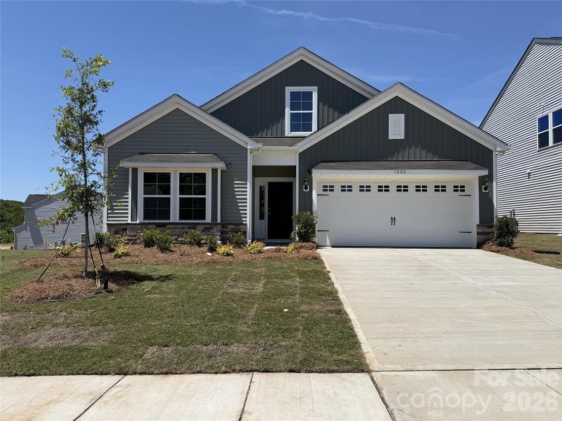 1665 Piper Creek Ave. #15, Newton, NC 28658