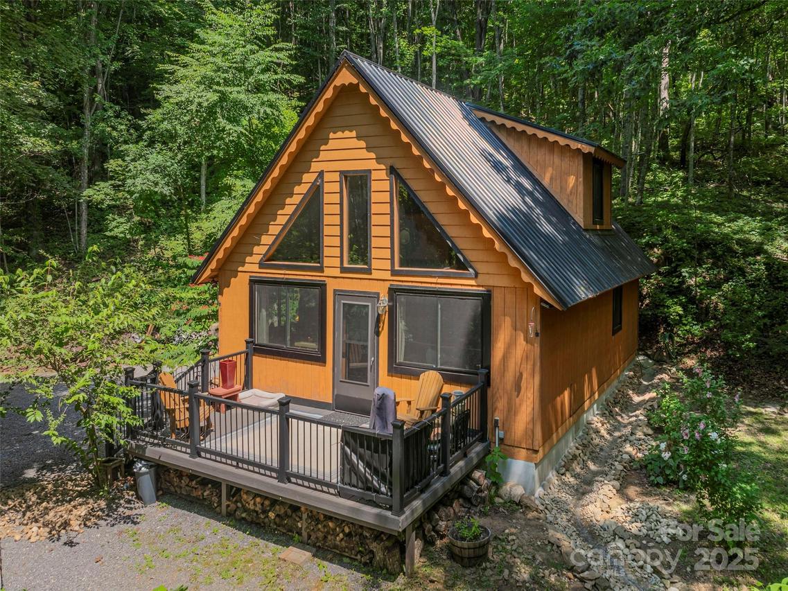 160 Tracy Pl., Clyde, NC 28721