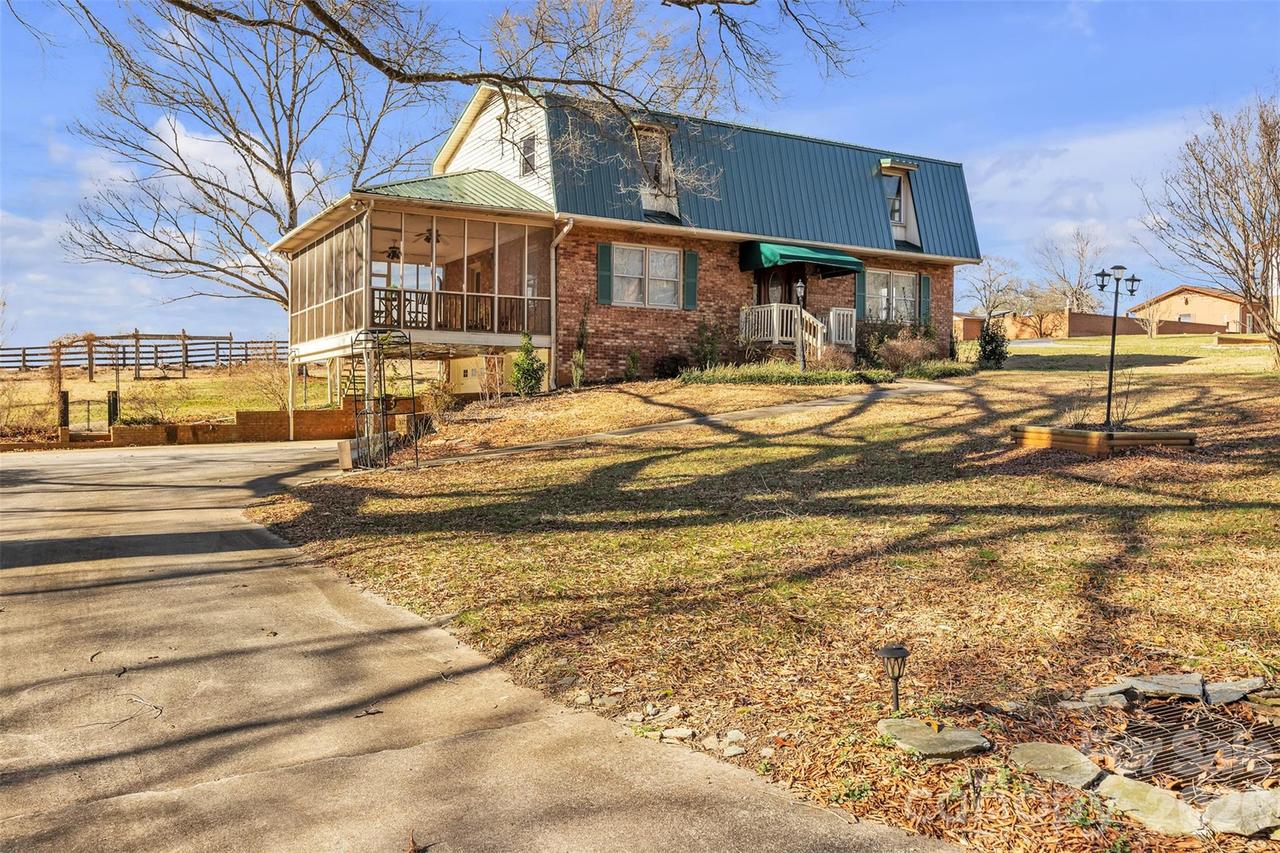 280 Forest Acres Ln., Taylorsville, NC 28681