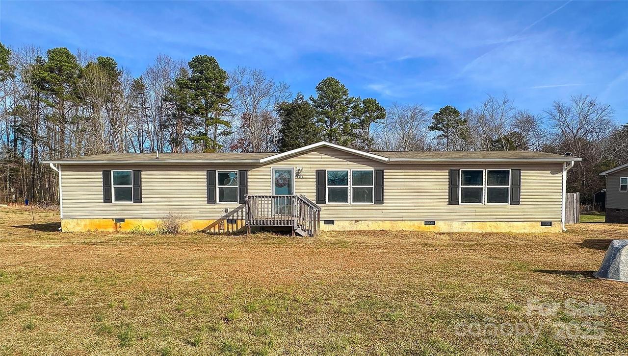 3516 Meldonna Dr., Maiden, NC 28650