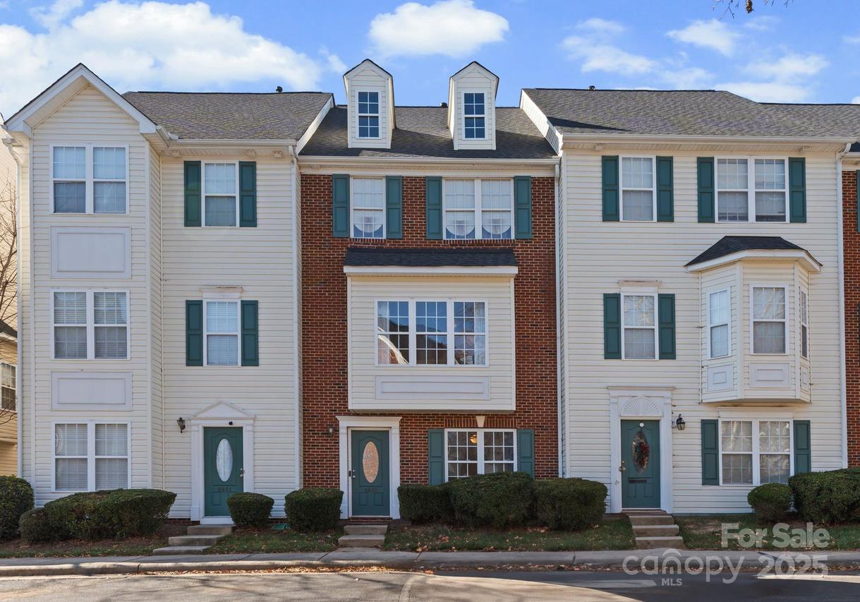 9930 Treeside Ln., Matthews, NC 28105