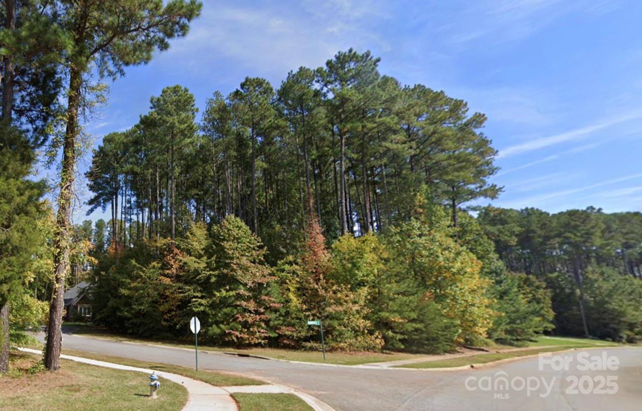 301 E Glenview Dr., Salisbury, NC 28147