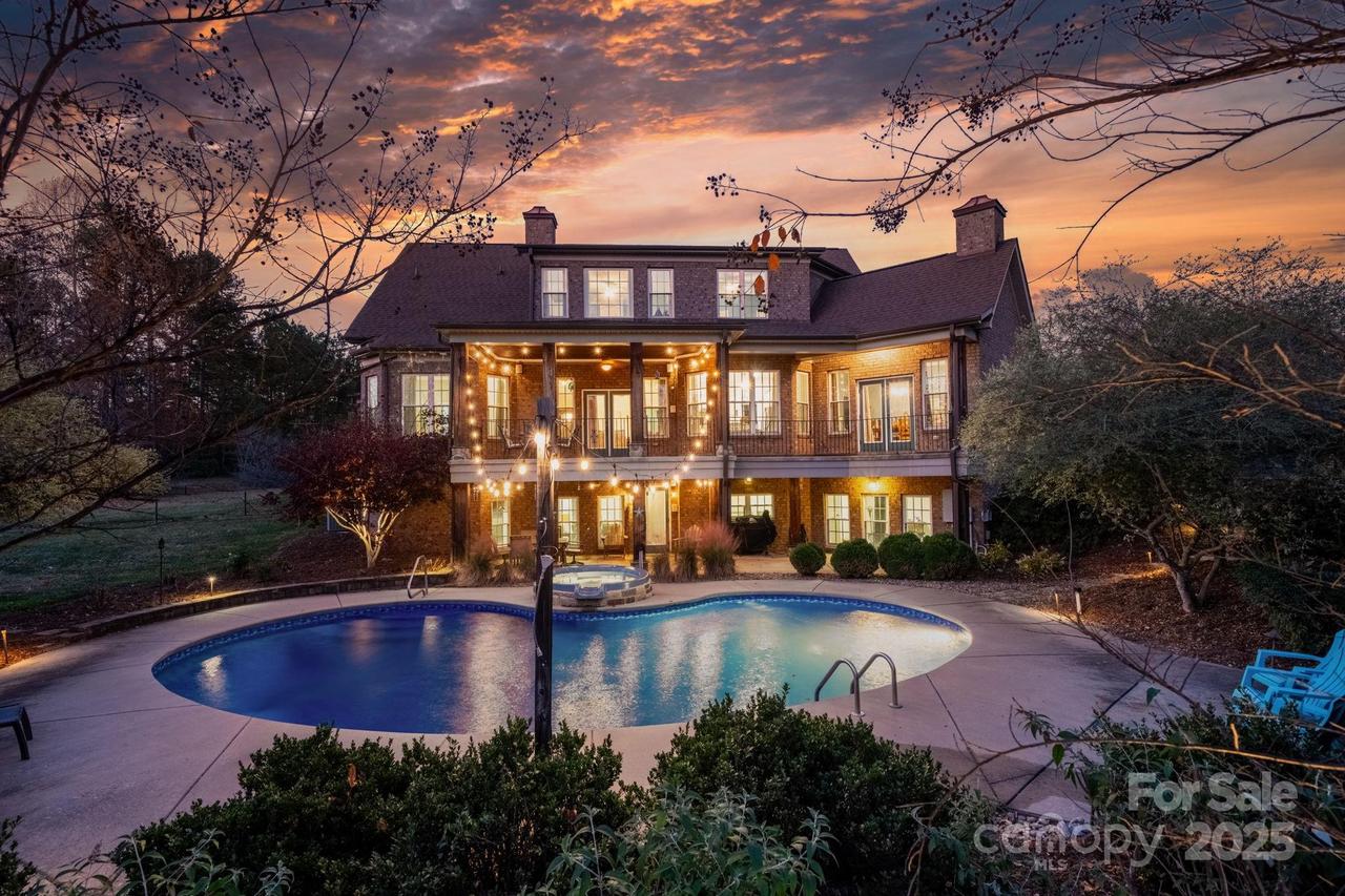 1330 Blacksnake Rd., Stanley, NC 28164