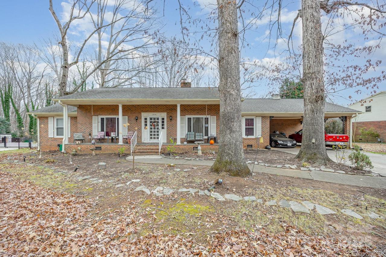 514 Idlewood Dr., Salisbury, NC 28144