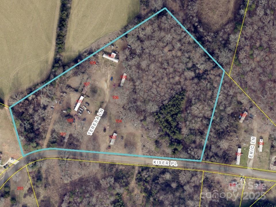 108 Teresa Ln., Bessemer City, NC 28016