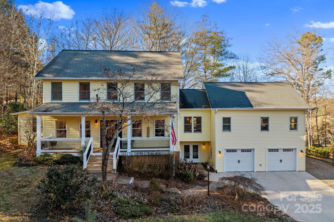 22 Sunset Ln., Alexander, NC 28701