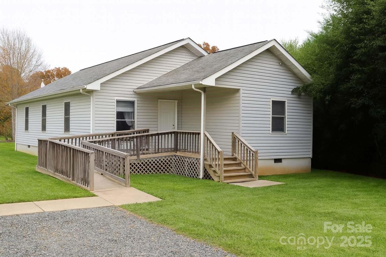 1012 N Canton Rd., Canton, NC 28716