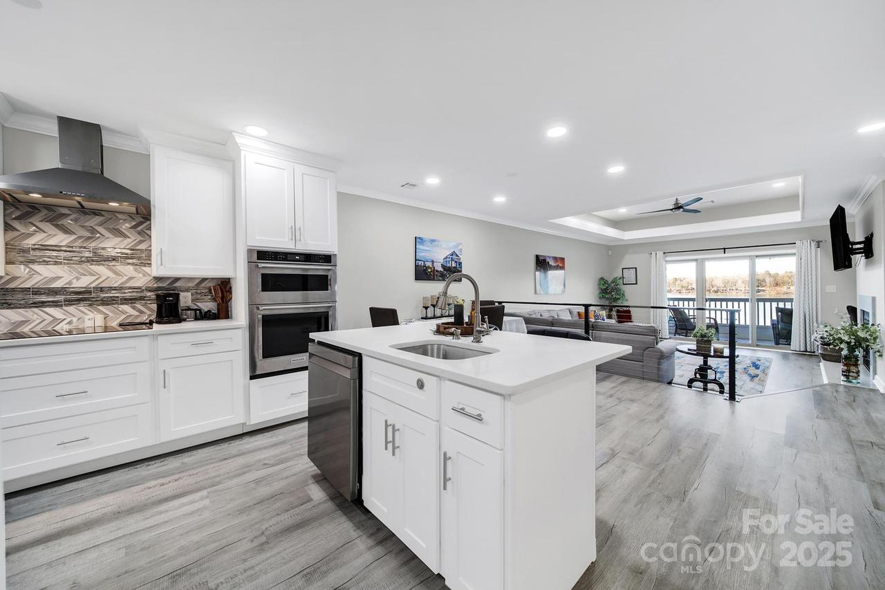 7340 Lakefront Dr. #12, Charlotte, NC 28278