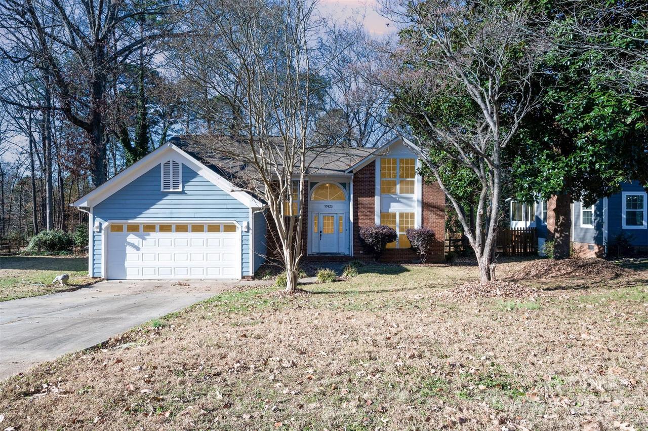 10925 Lassen Ct., Charlotte, NC 28214