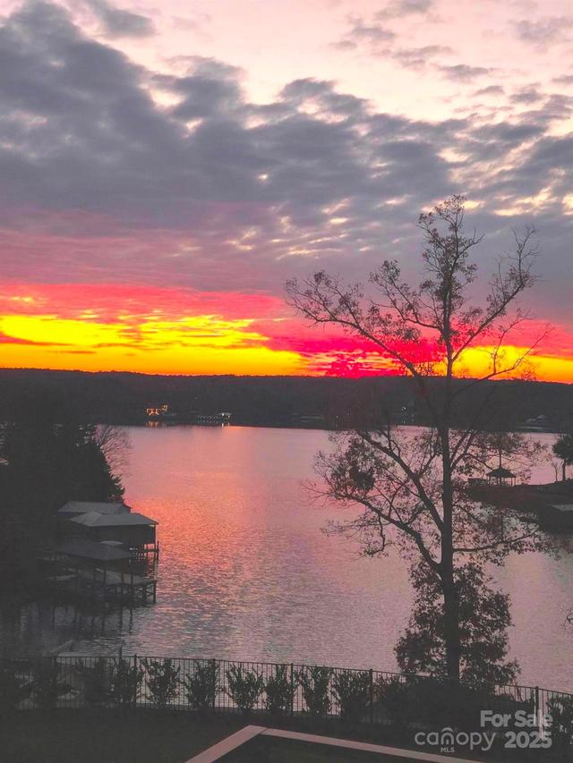 18304 Rosapenny Rd., Charlotte, NC 28278