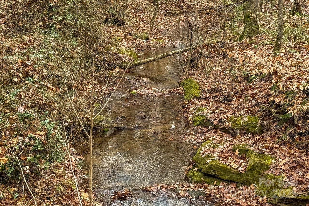 338 Piney Grove Rd., Harmony, NC 28634