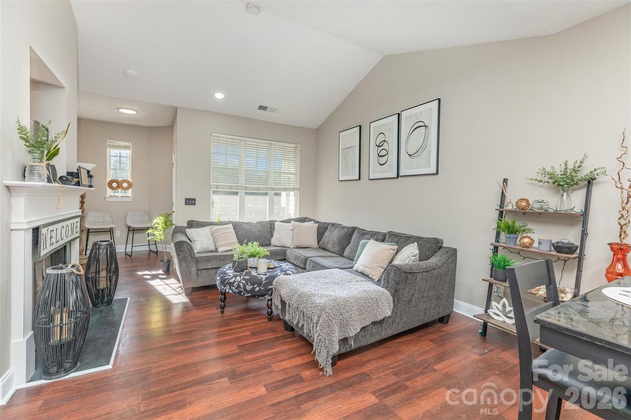 6730 Mallard Park Dr., Charlotte, NC 28262