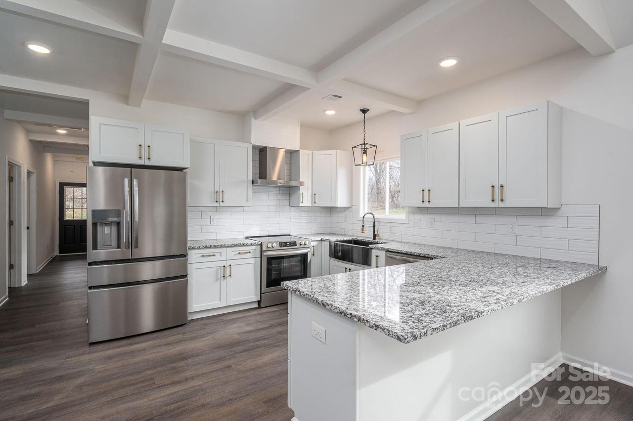 608 N Mountain St., Cherryville, NC 28021