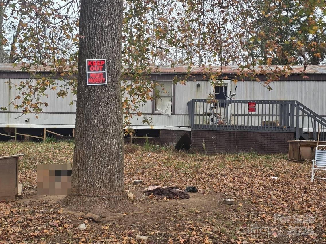 1458 Drexall Ln., Lincolnton, NC 28092