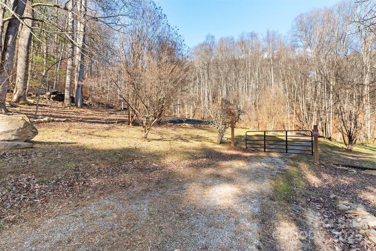 481 Sugar Mountain Rd., Waynesville, NC 28785
