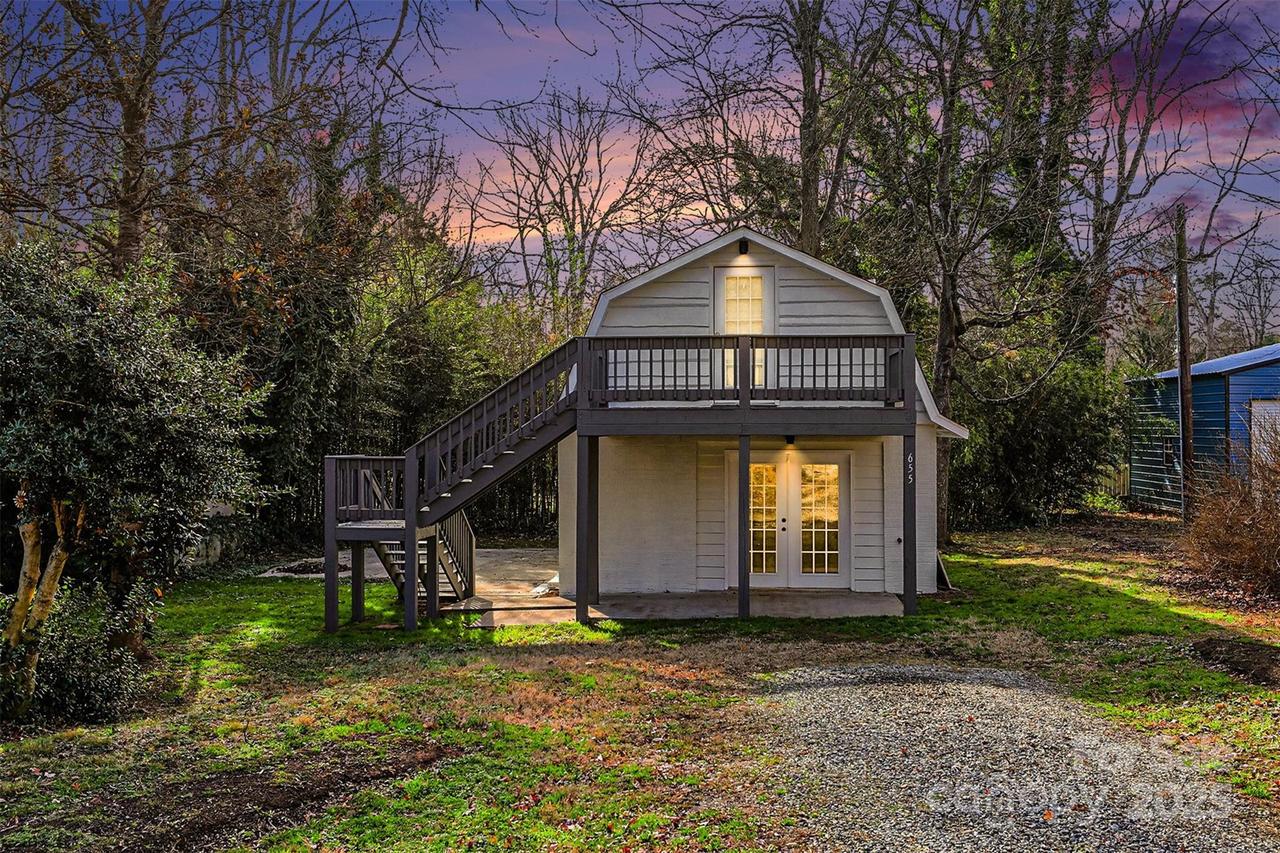 655 Ridgecrest Dr., Mooresville, NC 28115