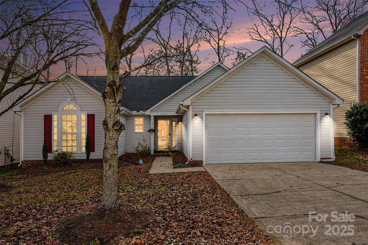 6652 Allness Glen Ln., Charlotte, NC 28269