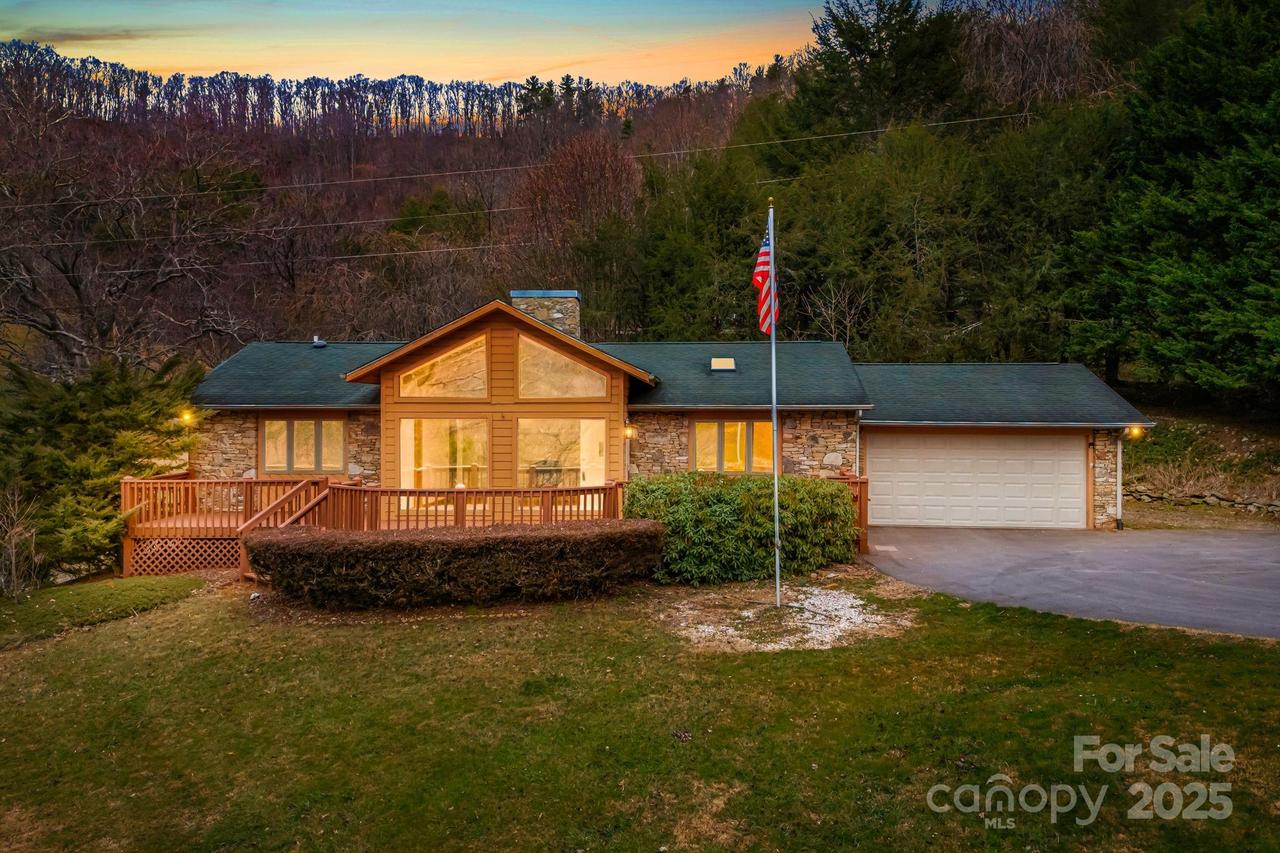 111 S Valley View Dr., Mars Hill, NC 28754
