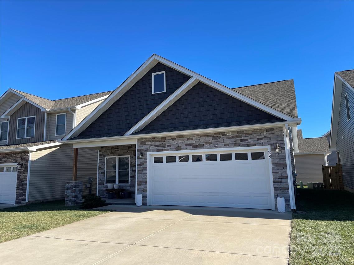 28 Sage Crest Loop, Weaverville, NC 28787