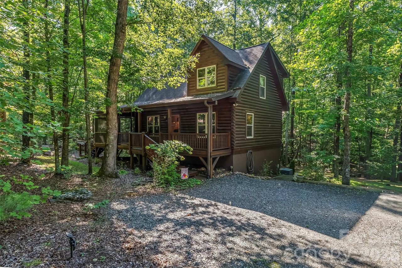 204 Mountain Vista Dr., Nebo, NC 28761