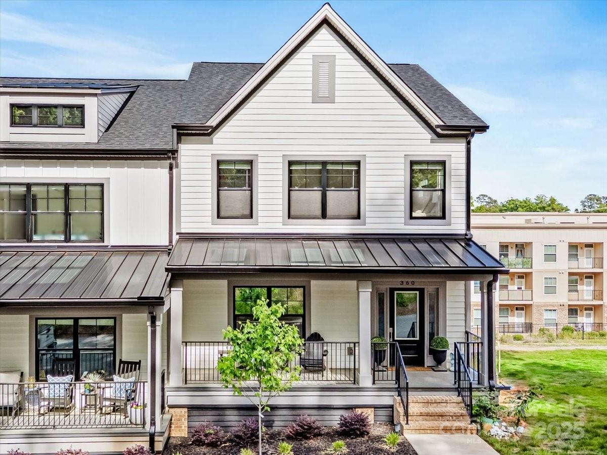 360 N Broad St., Waxhaw, NC 28173