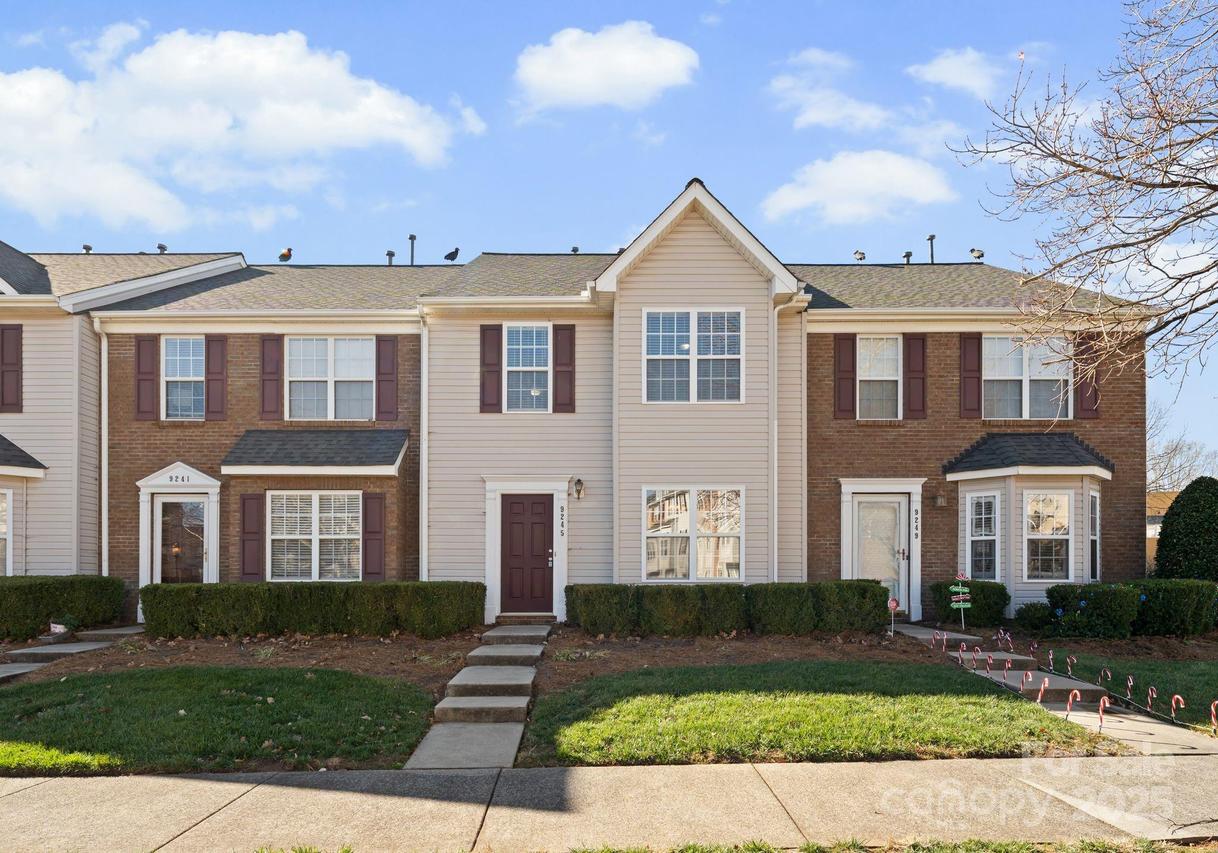 9245 Washam Potts Dr., Cornelius, NC 28031