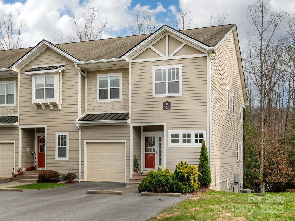 40 Foxden Dr. #204, Fletcher, NC 28732