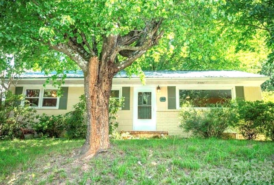 184 London Rd., Asheville, NC 28803