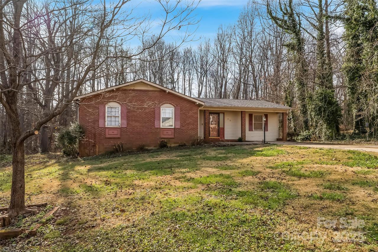 109 Dogwood Ct., Morganton, NC 28655